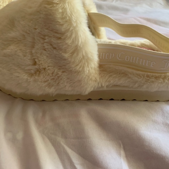 Juicy Couture Furry Slingbacks - Picture 5 of 5